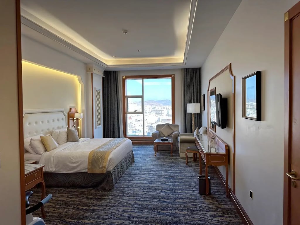 Iridium Hotel
