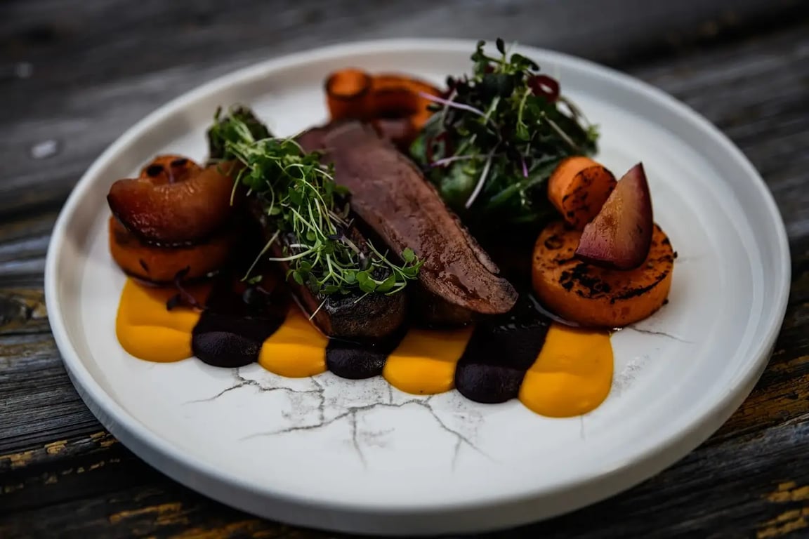 Sunhill Bistro & Skybar