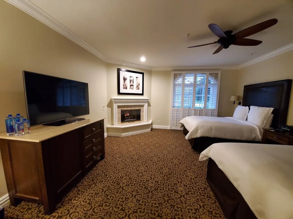 Westlake Village Inn