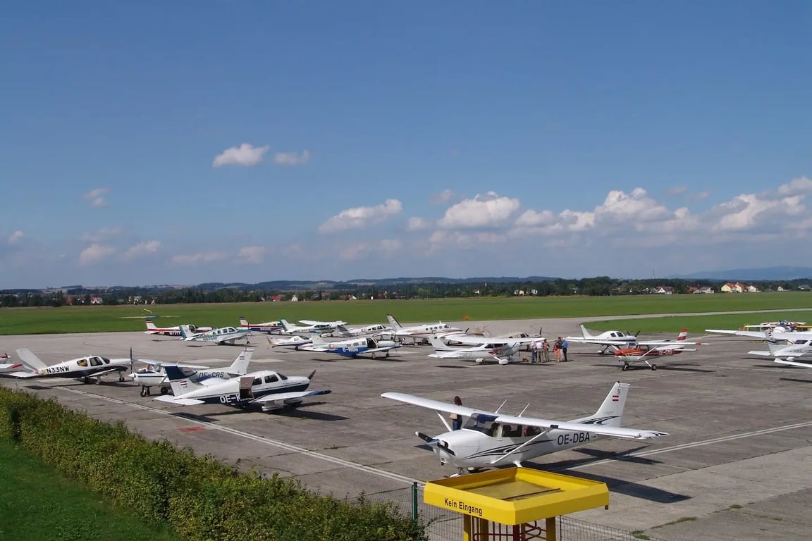 Flugplatz