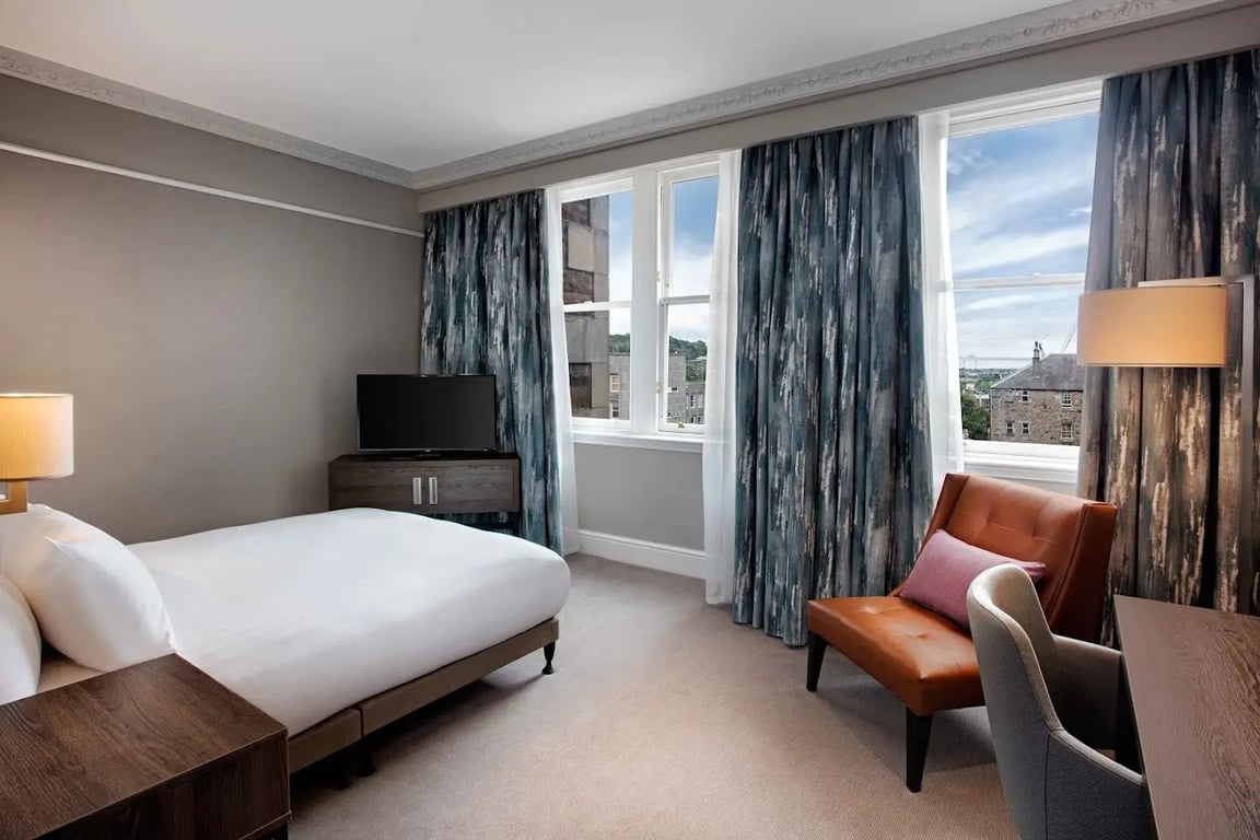 HILTON EDINBURGH CARLTON