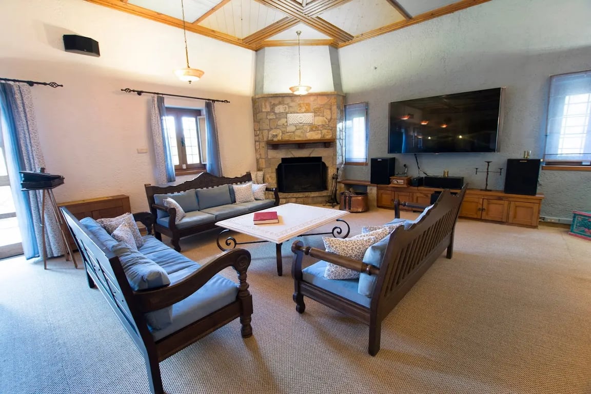 Abeliona Retreat