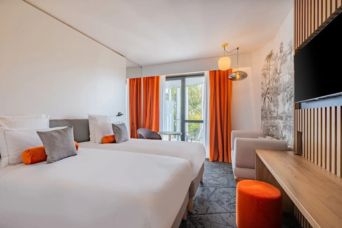 GOLDEN TULIP LYON OUEST TECHLID Hotel & Spa