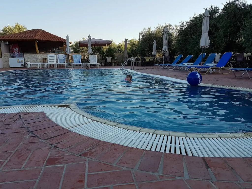 Enavlion Hotel