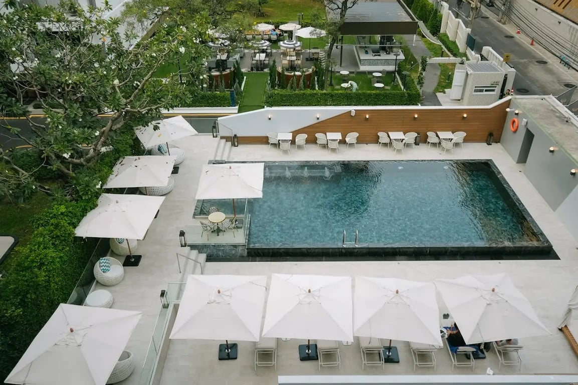 Floral Court Hotel & Residence Sukhumvit 13