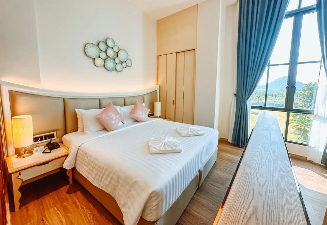 Grand Lord Hotel & Residence