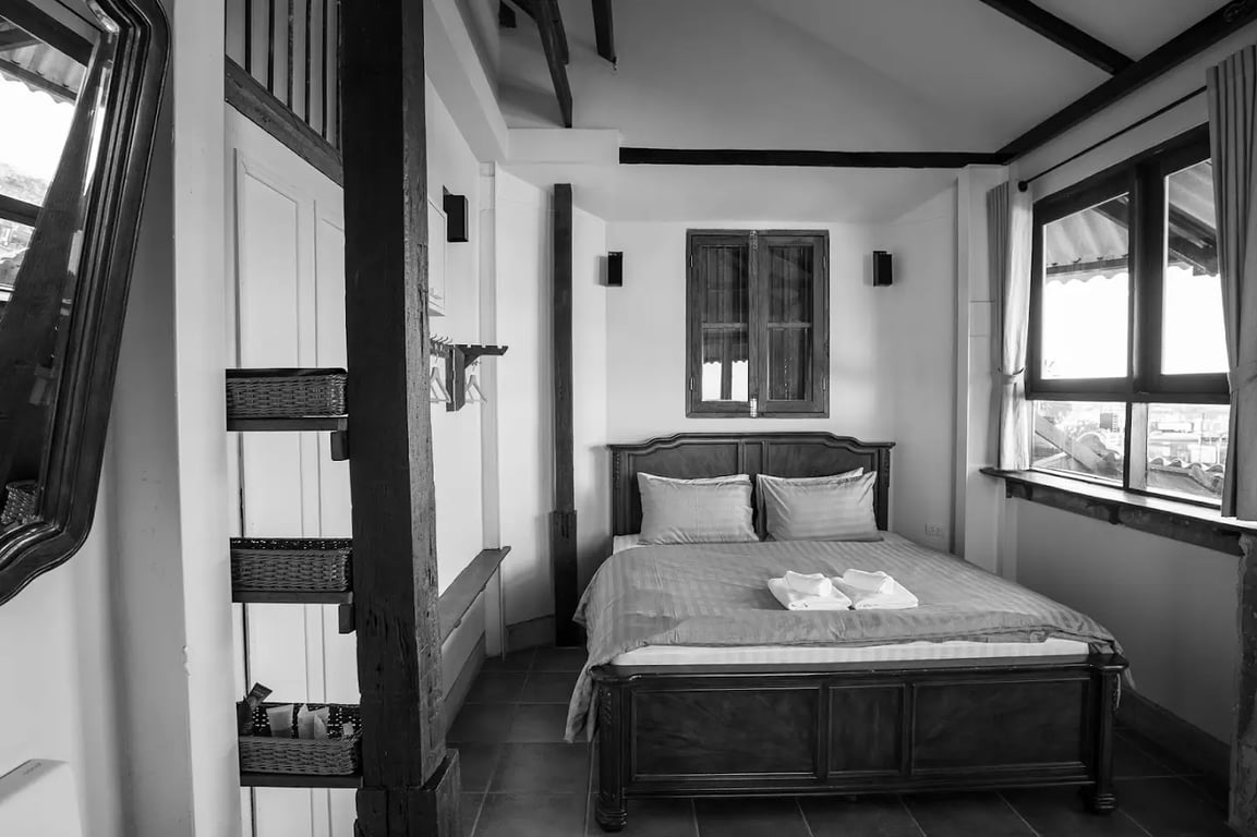 Velawarin Hotel