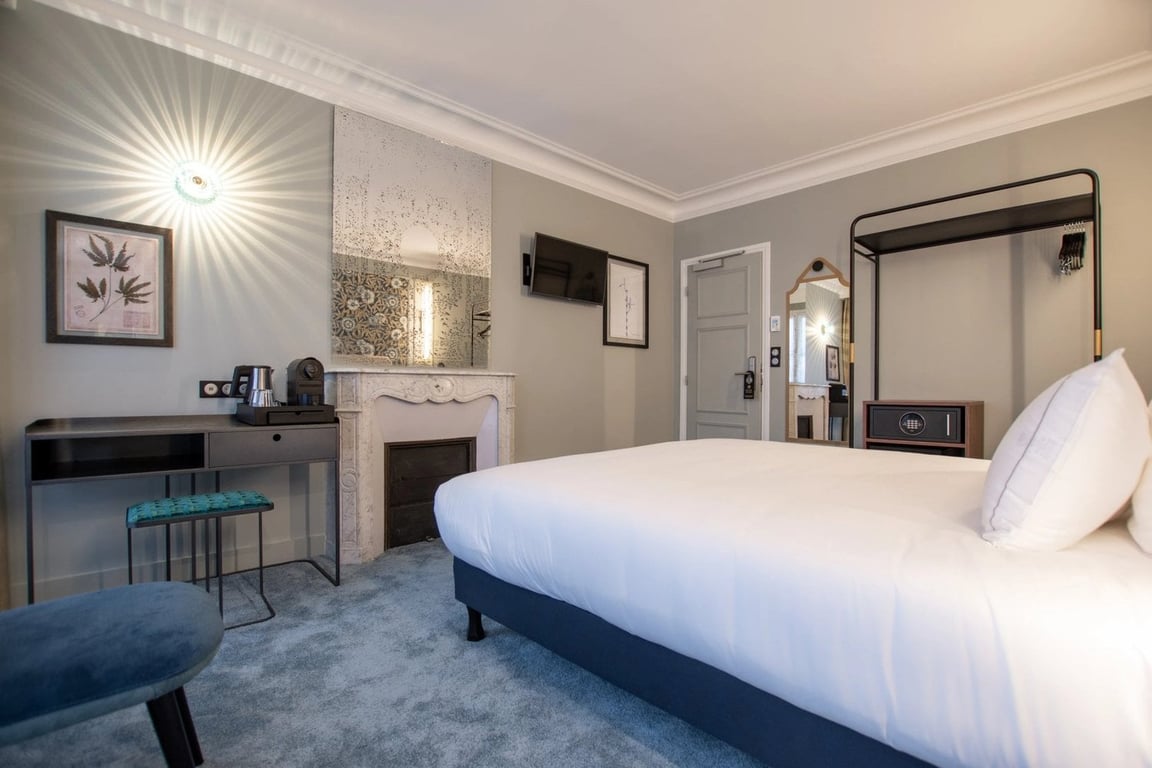 ELSA, Hôtel Paris
