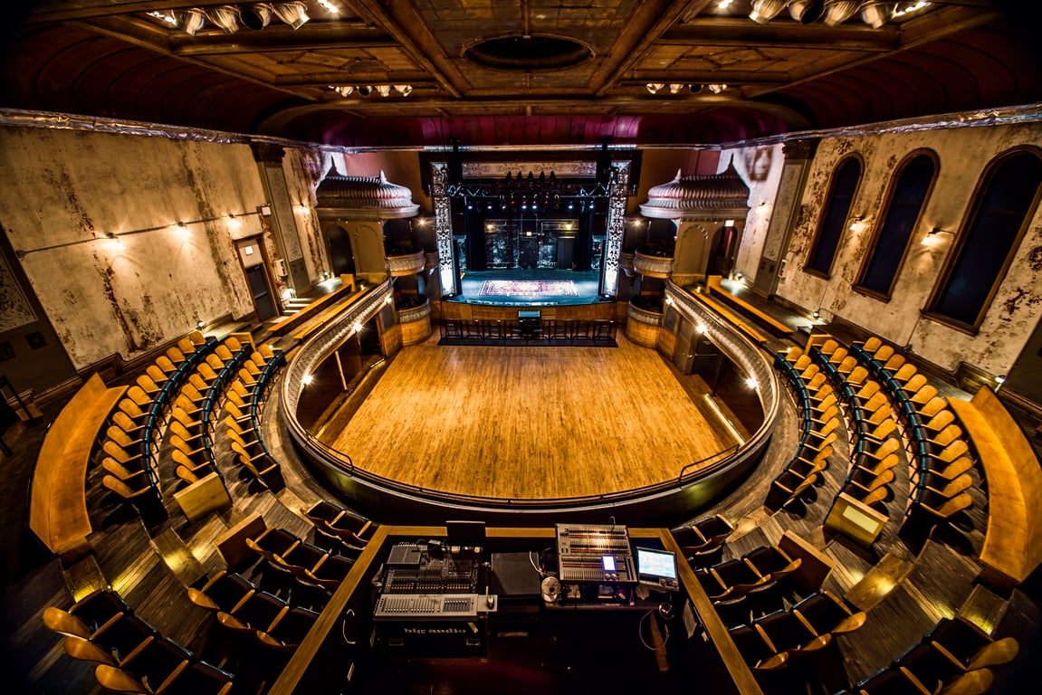 16" On Center / Thalia Hall