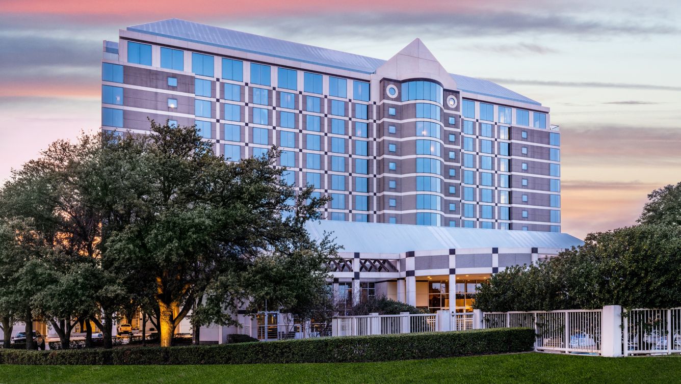 Renaissance Dallas North Hotel