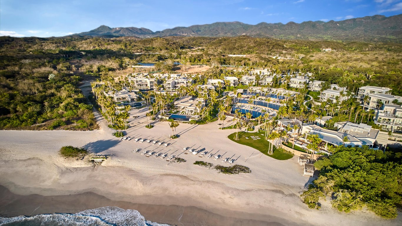 Susurros del Corazón, Auberge Resorts Collection