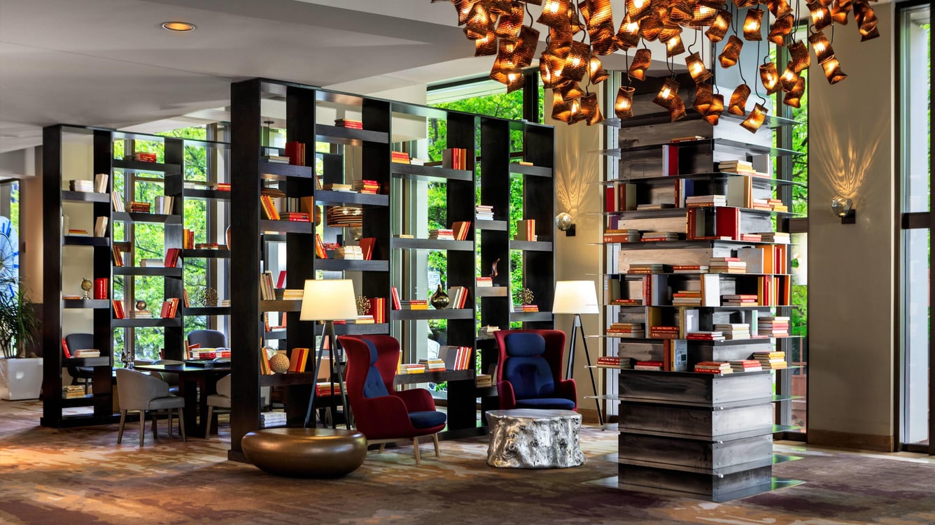 Renaissance Seattle Hotel