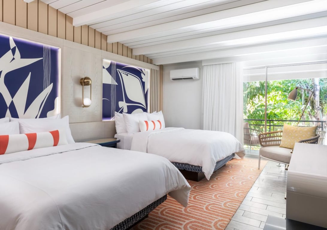 Postcard Inn Beach Resort & Marina