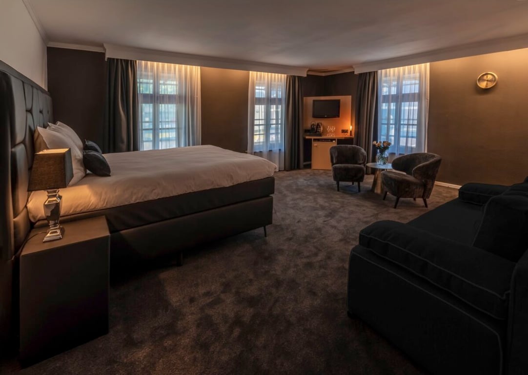 Square Boutique Hotel & Brasserie