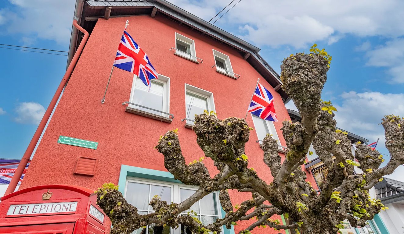 The Little Britain Inn Themed Hotel One of a Kind In Europe