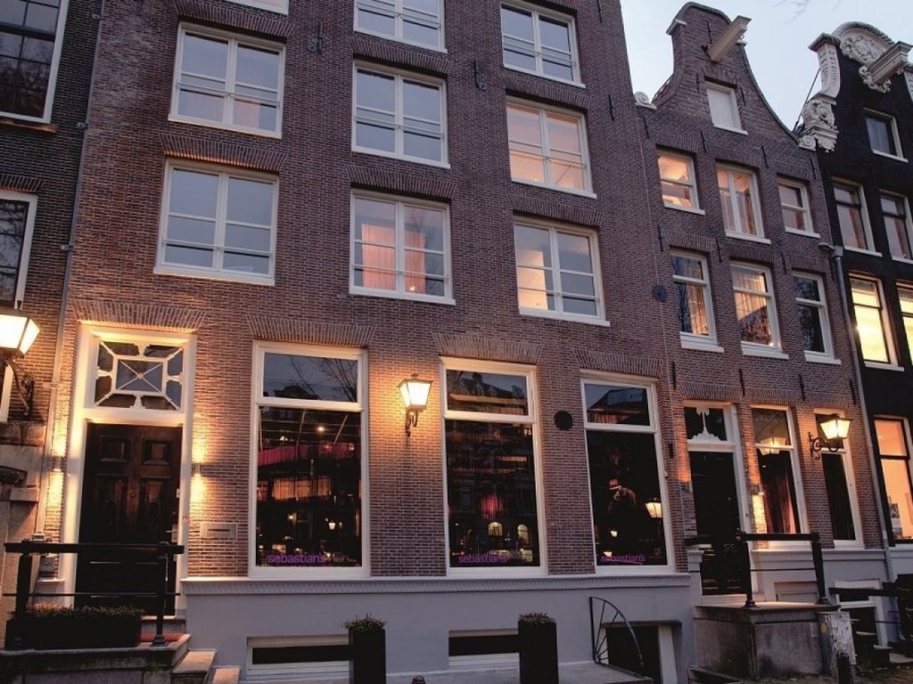 Hotel Sebastians