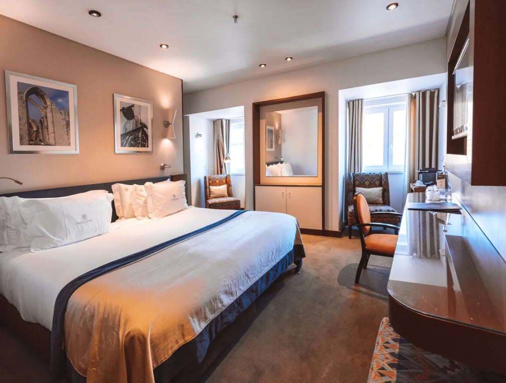 Lisboa Carmo Hotel