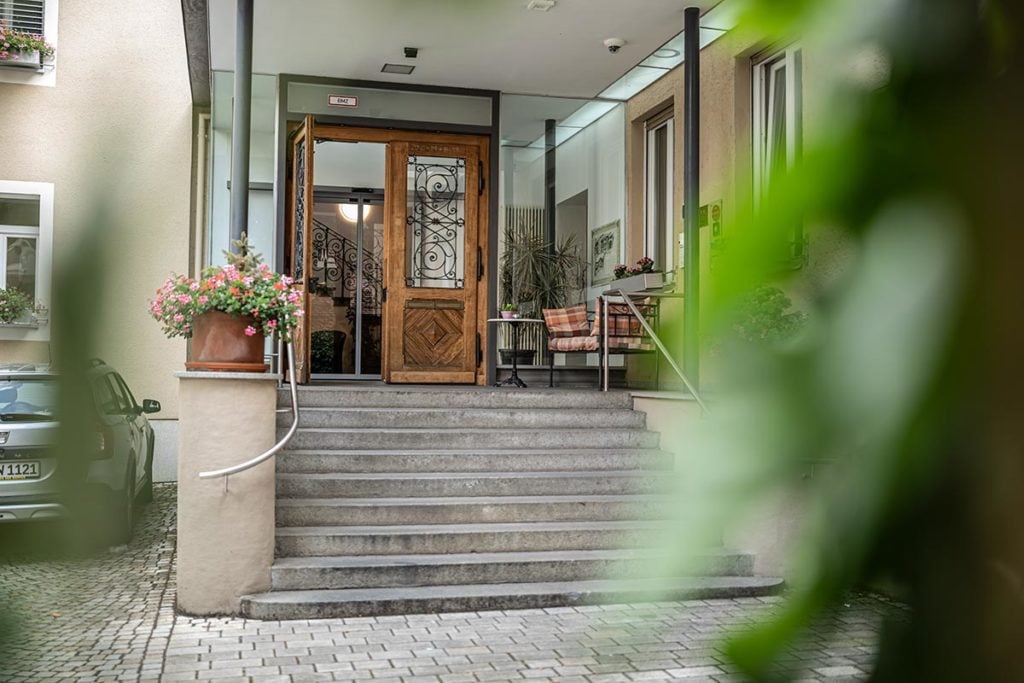 Dom Hotel