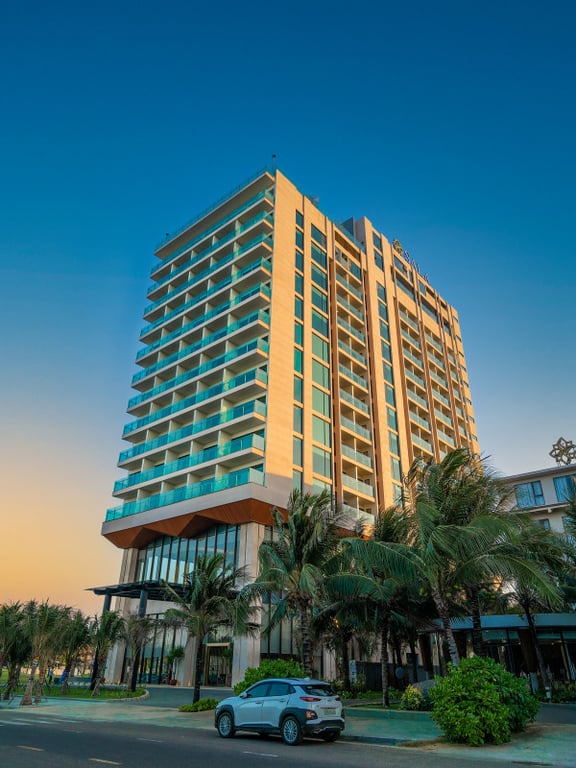 Sala Grand TuyHoa Hotel