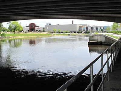 Adado Riverside Park