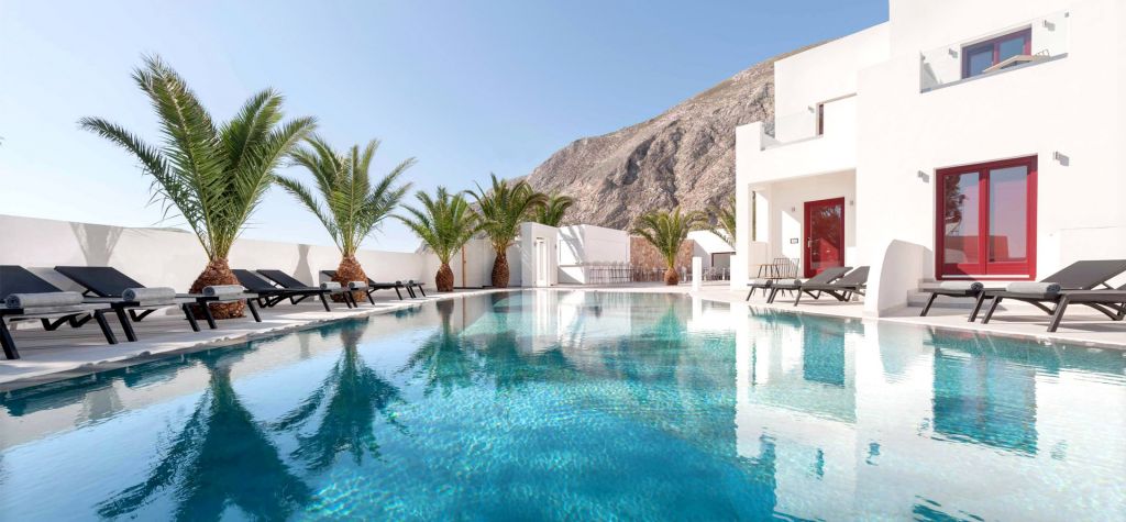 MAR n MAR CROWN HOTEL-SUITES