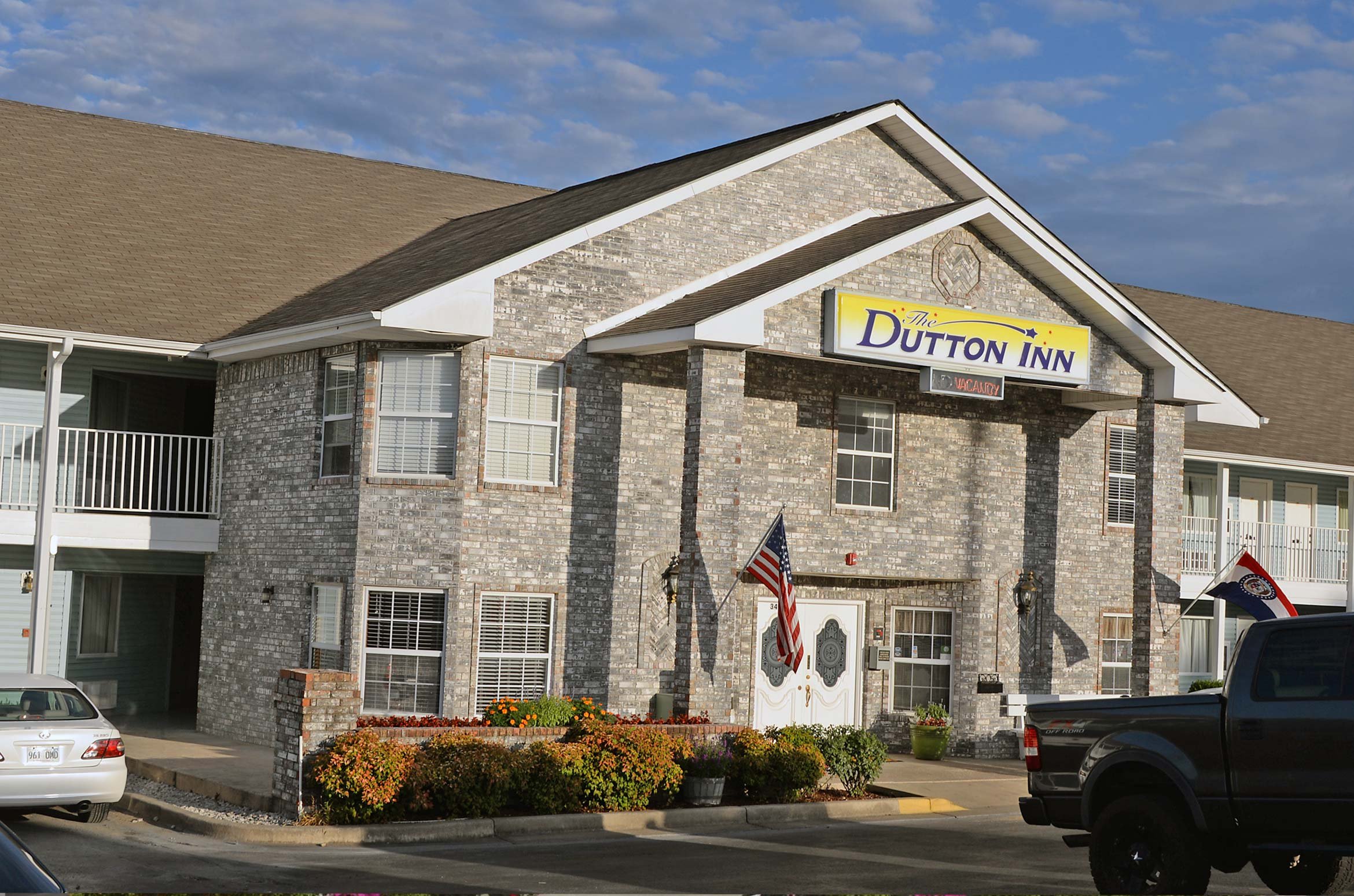 The Dutton Inn: Branson, MO