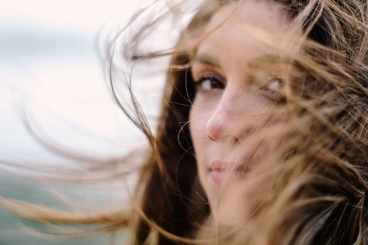 Erfahrungsberichte legen nahe, dass mit Biokinese auch die eigene Haarfarbe ver&auml;ndert werden kann.