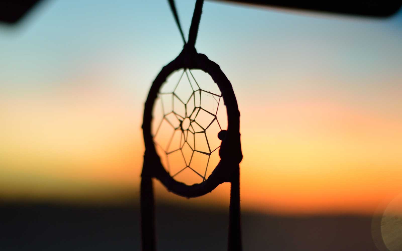 Louise Hay: Heilende Affirmationen für mehr Selbstliebe und innere Heilung Louise Hay: Heilende Affirmationen für mehr Selbstliebe und innere Heilung
