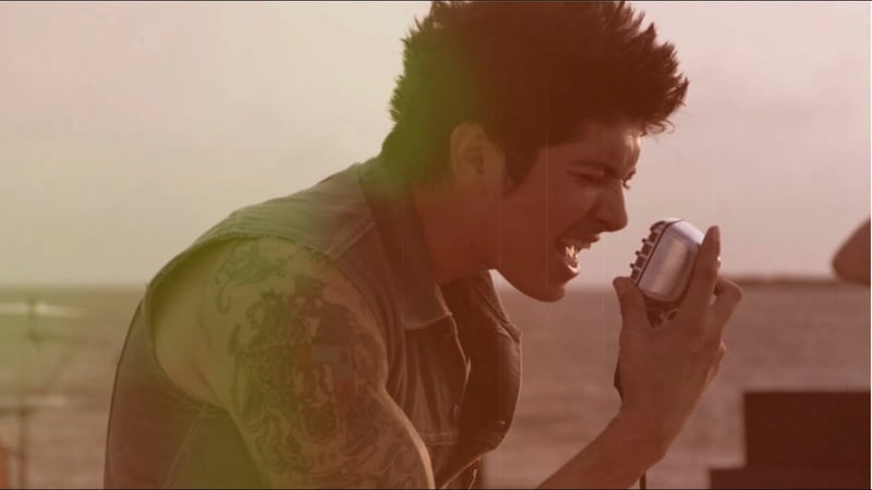 Zeri "Amor De Verano" (Video Oficial)
