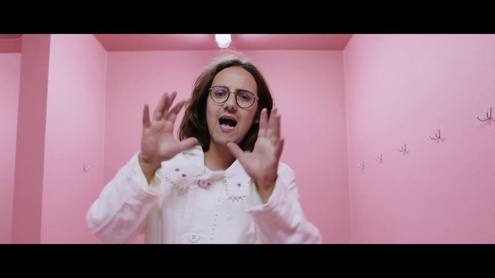 Tin Fingers - Young Mother (Official Video)