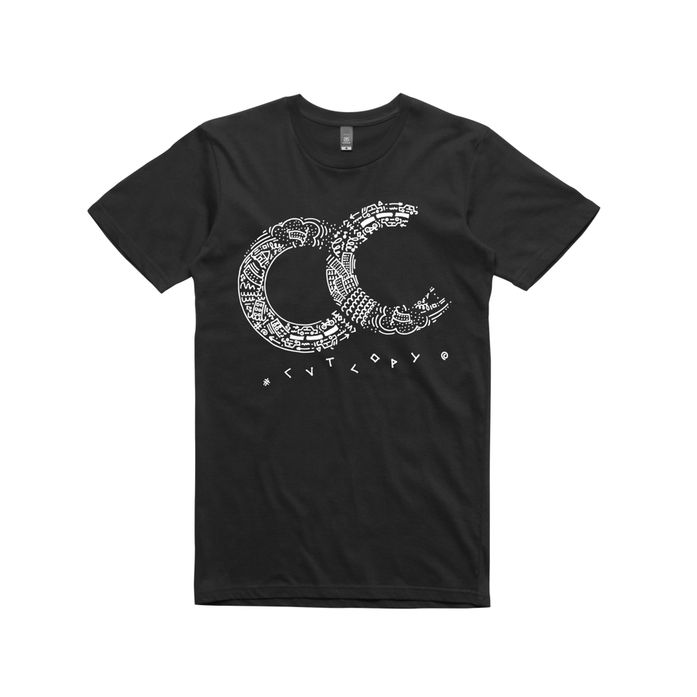 CC / black t-shirt