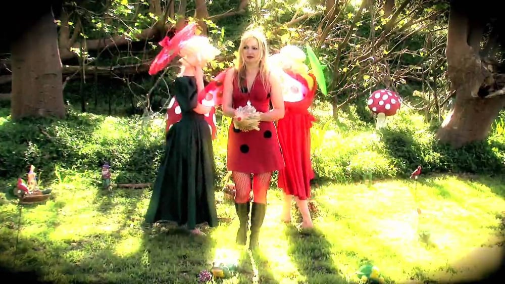 Loene Carmen - 'Mimic The Rain' - Official Video