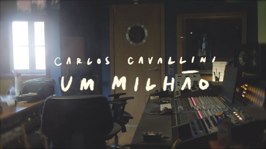 Carlos Cavallini - Um Milhão (Official Music Video)