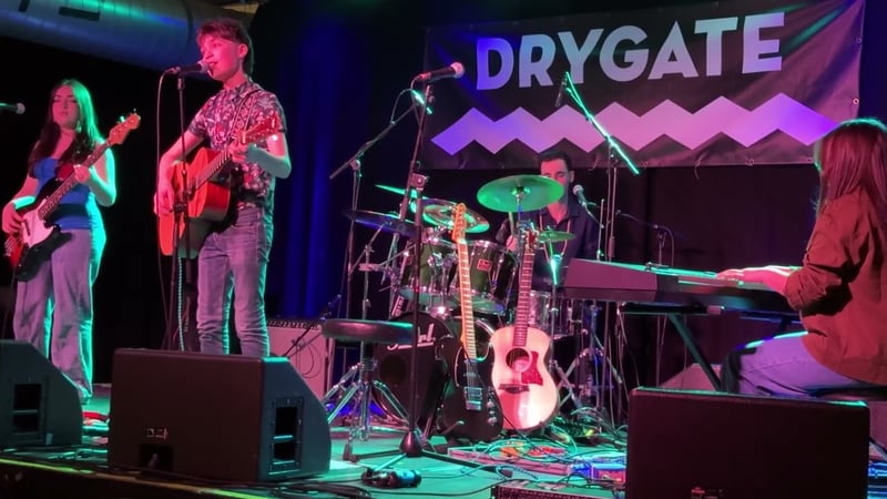 el Galvarino - Angie (The Rolling Stones Cover)