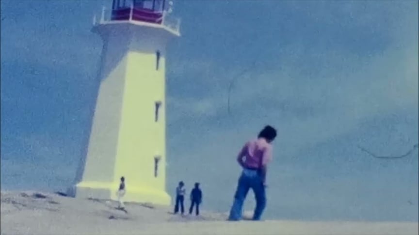 Beached Out – 1000 Trees (Official Video)