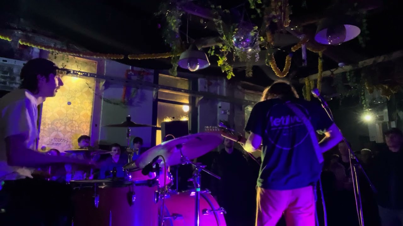 Gut Full of Stones - lifegarden (live at Sidney & Matilda, Sheffield)