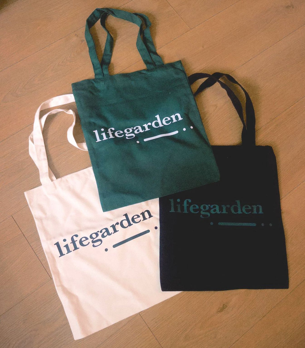 lifegarden tote bags