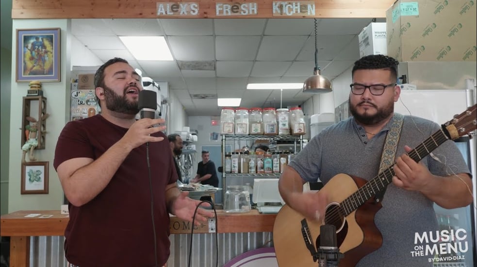 When Nothing Changes (Live at Alex's Fresh Kitchen) | Music On The Menu