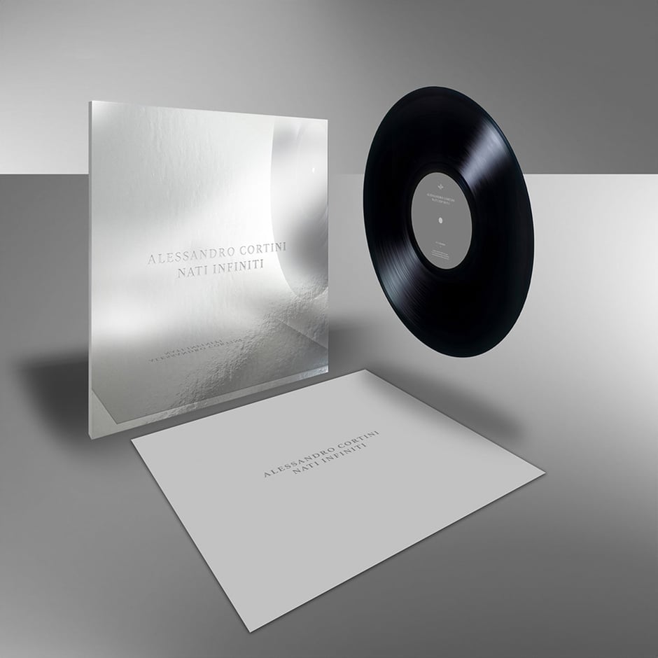 NATI INFINITI Black Vinyl