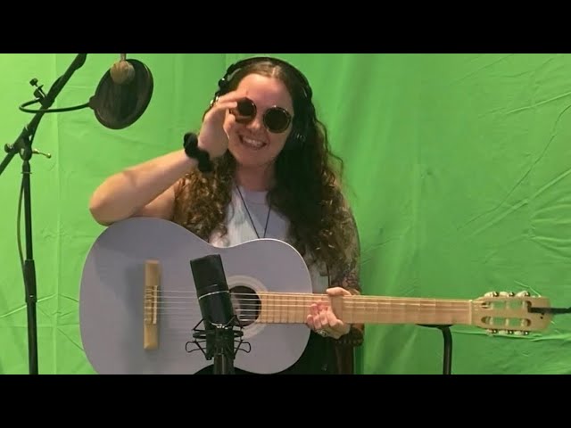 Trash Day / Looholes by Gabby Minton LIVE #originalmusic #indiepop #femaleartist #dfwmusic #indie