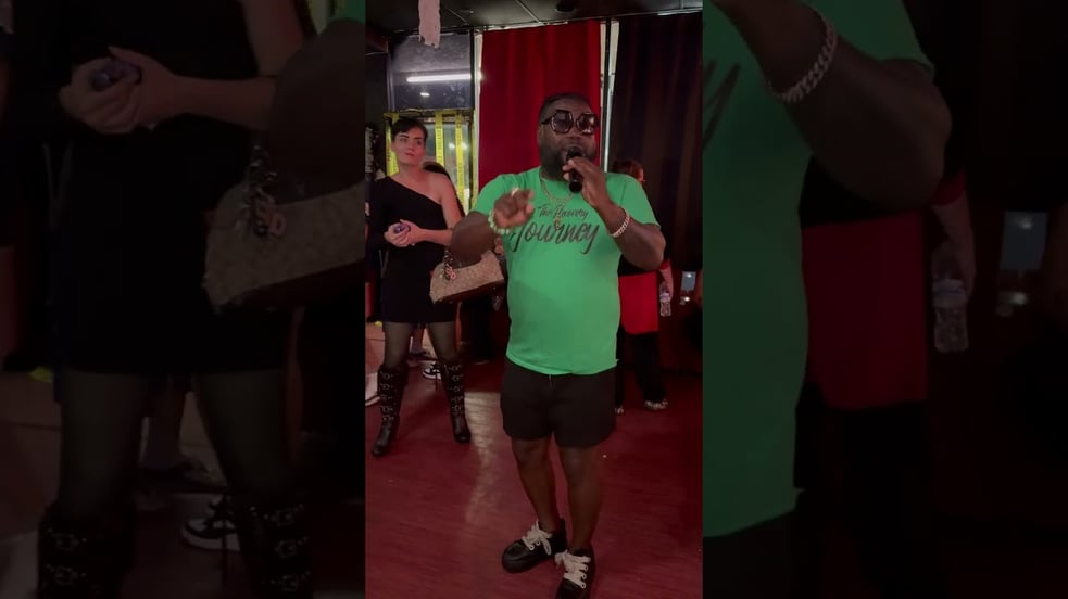 Serenity Prayer (Live) | Robert Hawkins at The Spot Sober Lounge, Phoenix, AZ