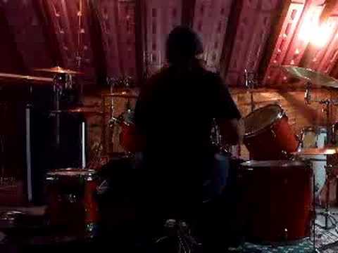 Kick ass Girl drummer/ girl drummer solo