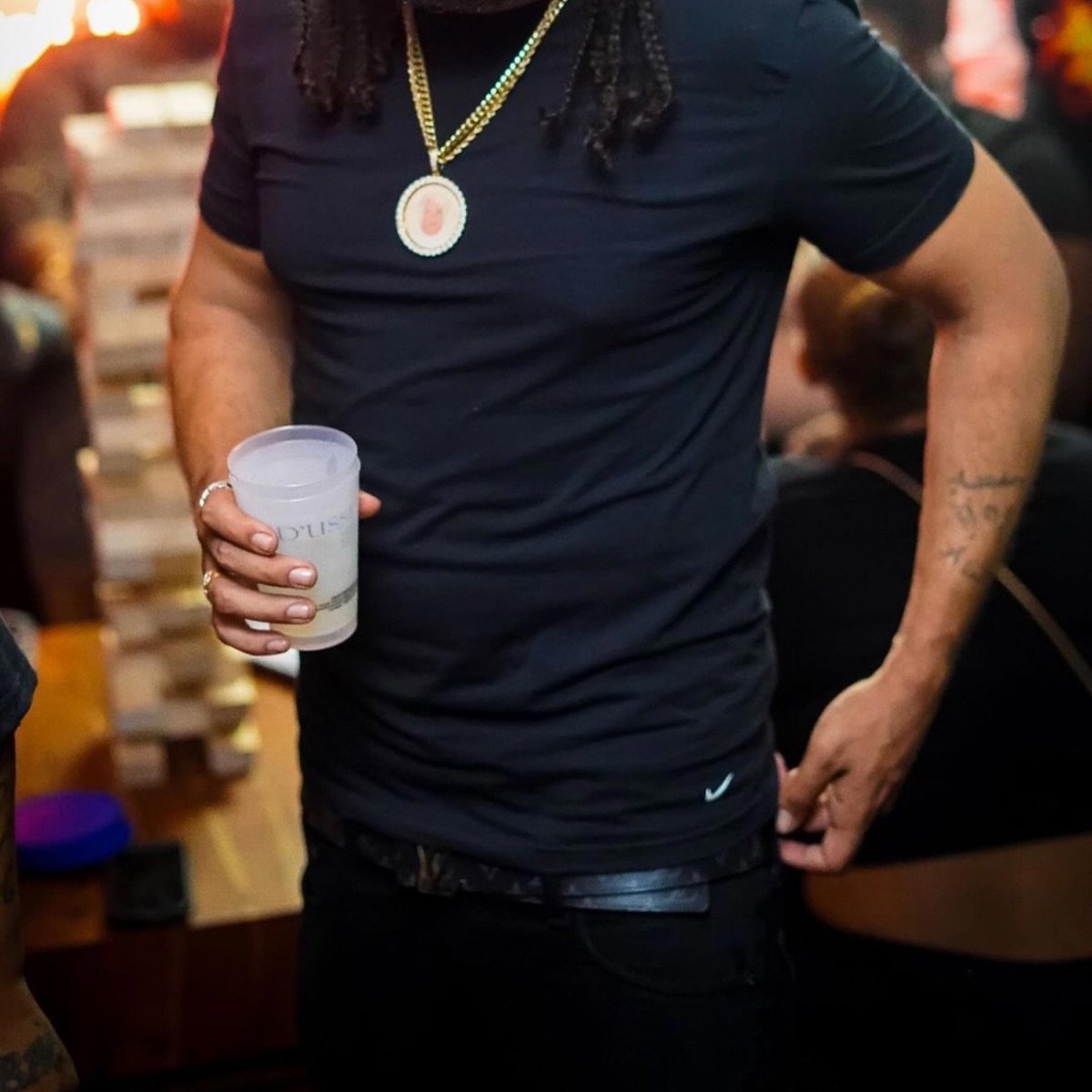 GO DUMMY (feat. Tori doe & Llegend)