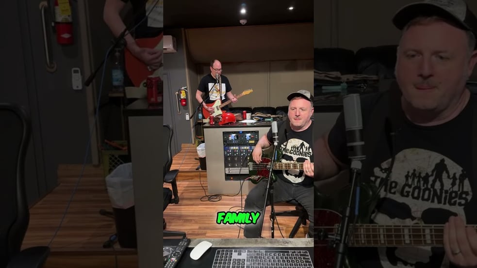 Thanksgiving Truck Anthem: Roll Out, Family Feast Is Here! #shorts