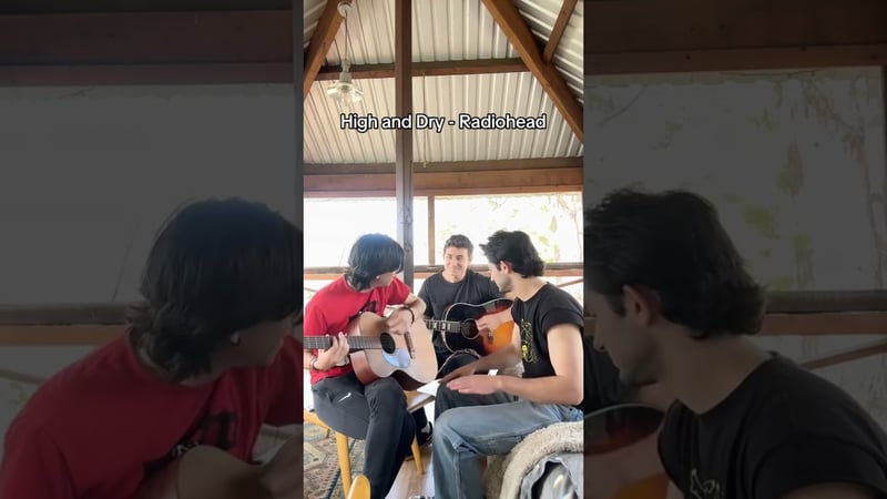 Such a good song :’) #radiohead #thomyorke #coversong #shorts #singing