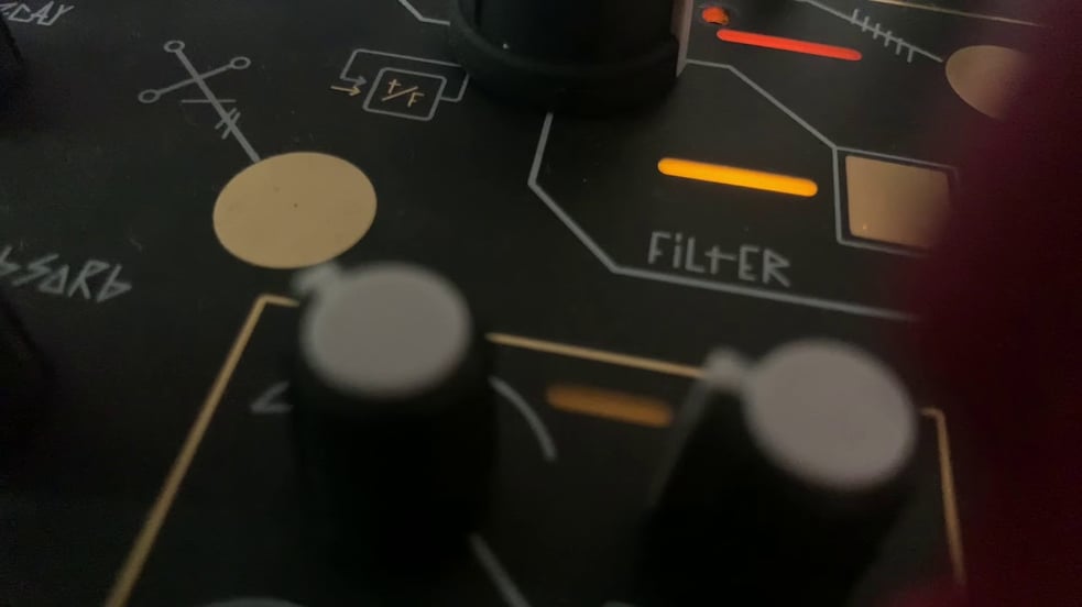 MAKE NOISE + AC.