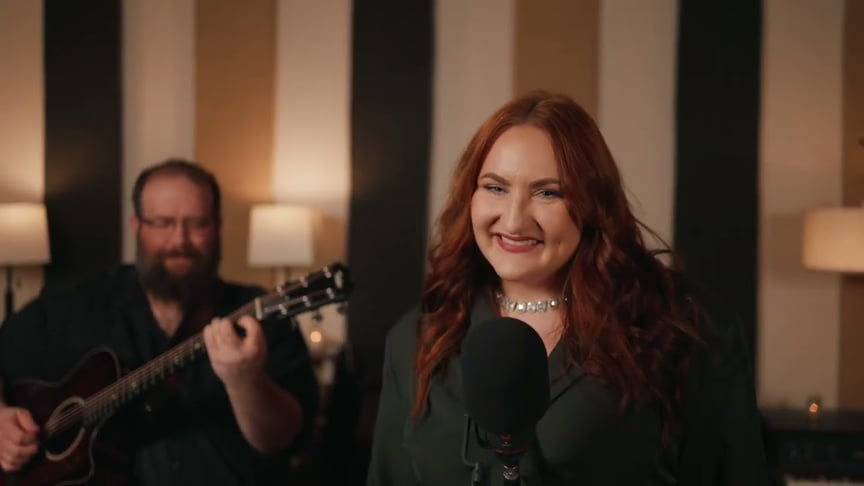 Louissa Gig Promo Long