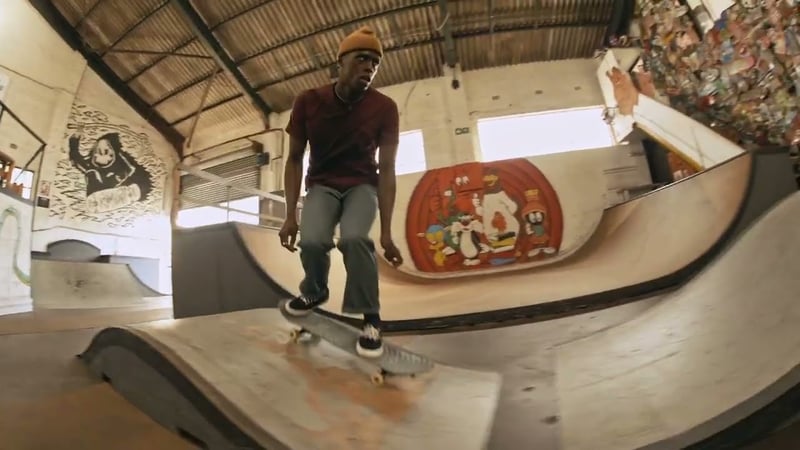 KALLAI - Dig  Music Video