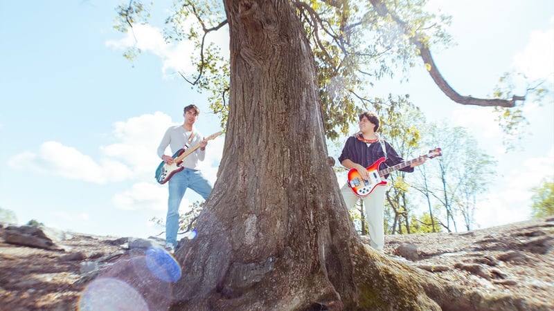 Head To The Sun - The Cave Sessions