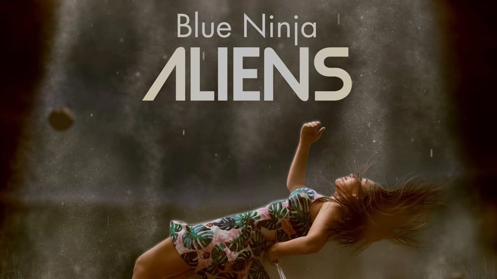Blue Ninja Feat Soukaina - Aliens